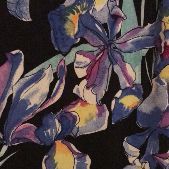 Lildy Tunic/Loungewear Beautiful watercolor Floral Black/Blue/Soft/Stetchy S/M - Picture 2 of 10